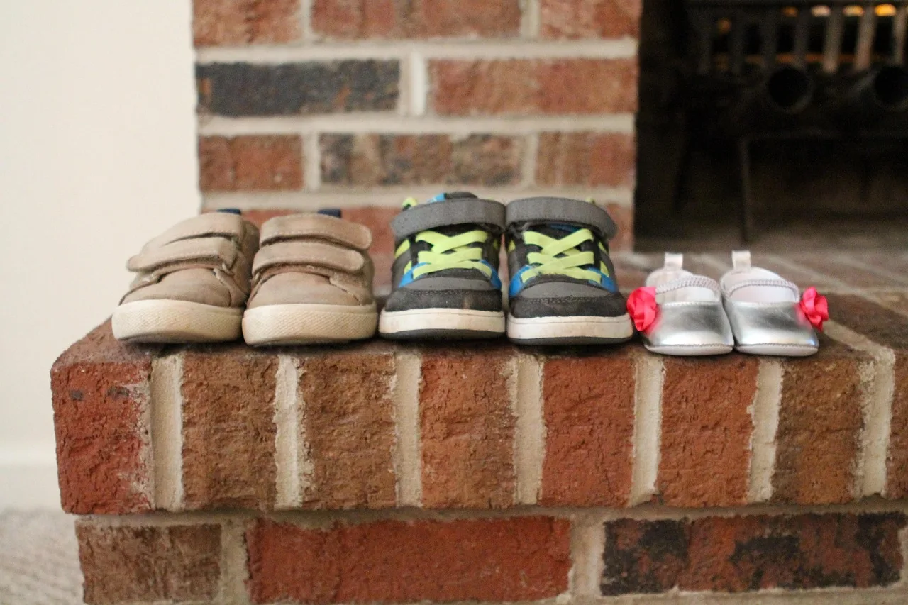 baby announcement, shoes, fireplace, brown shoes. Celebrity baby names announcements: how to check the exact spelling